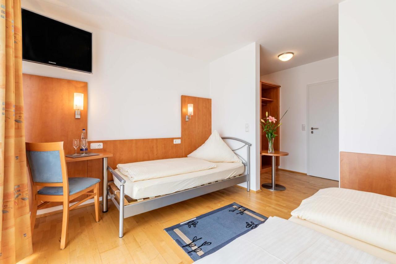 Gasthaus Hotel Ostermeier Attenkirchen Zewnętrze zdjęcie