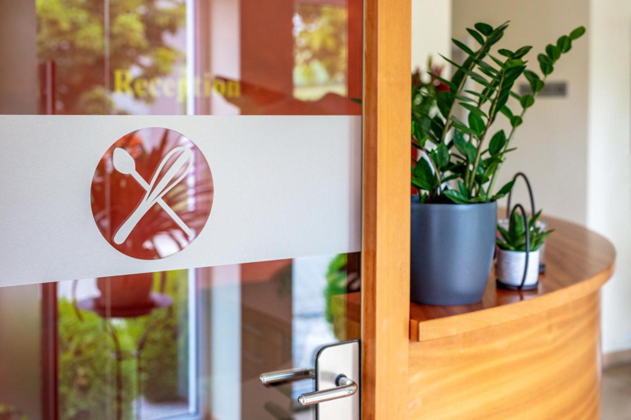 Gasthaus Hotel Ostermeier Attenkirchen Zewnętrze zdjęcie